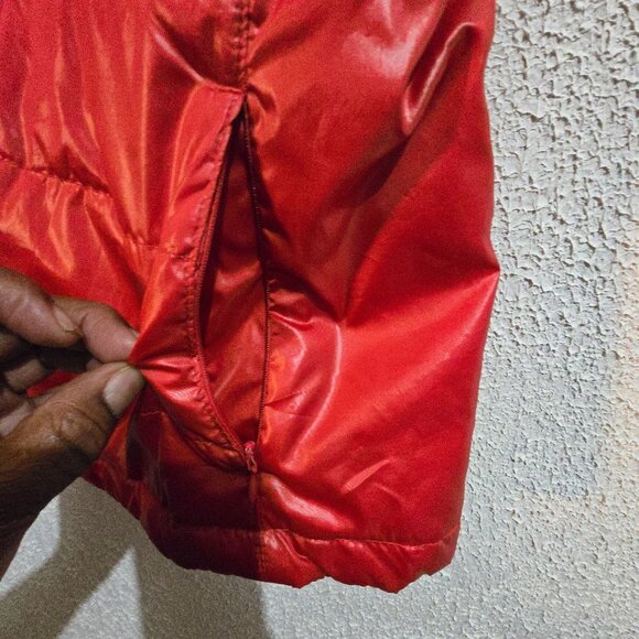 NordicTrack Red Puffer Vest XL Polyester Quilted Shell Lightweight Insulated Wom - Picture 9 of 12